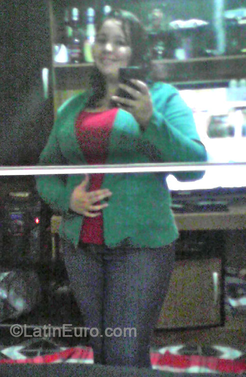 Date this hot Brazil girl Daiene from Rio De Janeiro BR8466