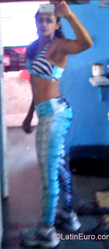 Date this happy Brazil girl Lucimar from Campinas BR8481