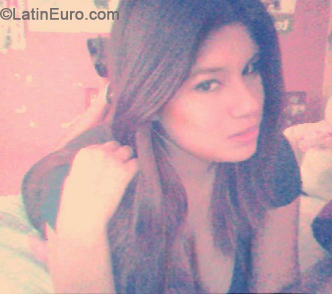 Date this stunning Peru girl Sharon from Lima PE899