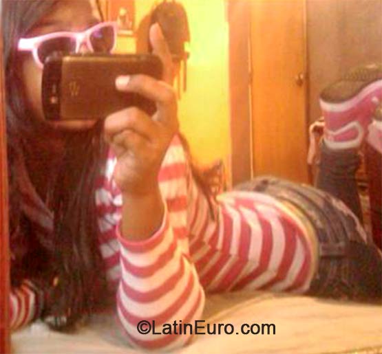 Date this stunning Venezuela girl Valle from Zulia VE152