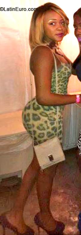 Date this passionate Jamaica girl Ashely from Kingston JM1556