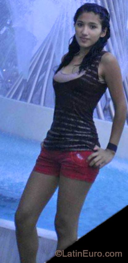 Date this funny Peru girl Joselyn from Lima PE920