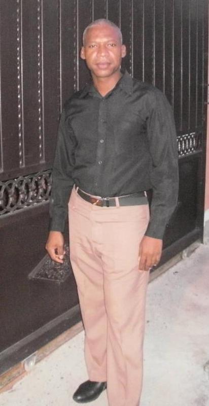 Date this funny Dominican Republic man Roberto from Santo Domingo DO18531