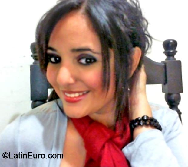 Date this georgeous Honduras girl Yadira from San Pedro Sula HN929