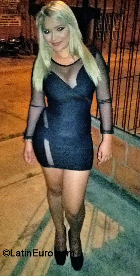 Date this foxy Colombia girl Jennifer from Palmira CO14960