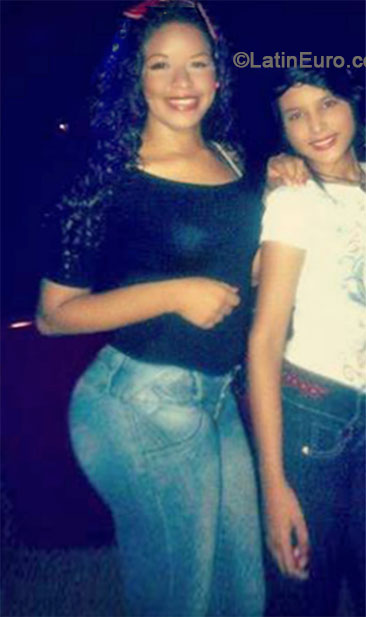 Date this hard body Venezuela girl Lisbeth from San carlos cojedes VE170