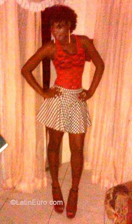 Date this athletic Jamaica girl Shevanes from Kingston JM1590