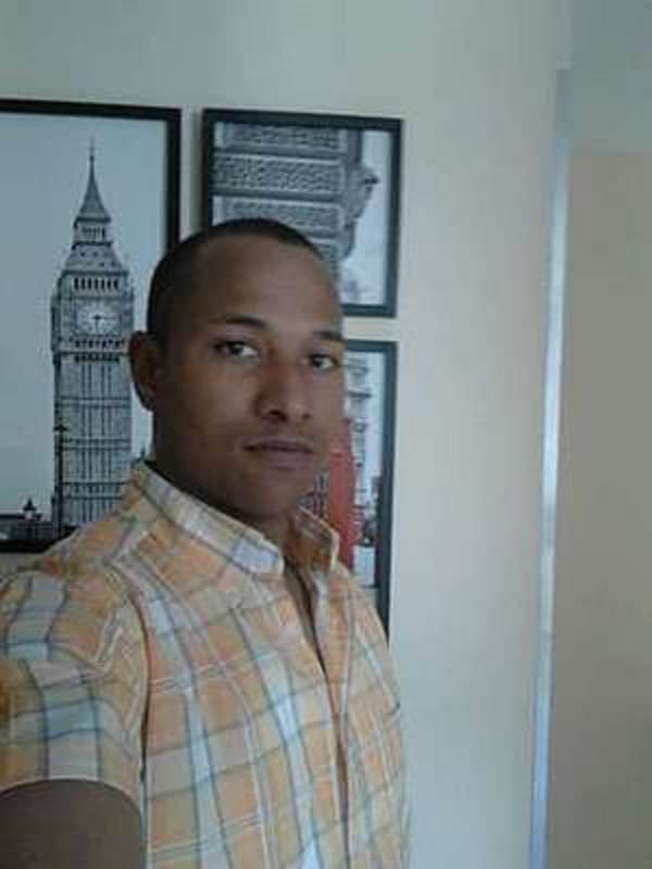 Date this nice looking Dominican Republic man Antony from Santo Domingo DO18633