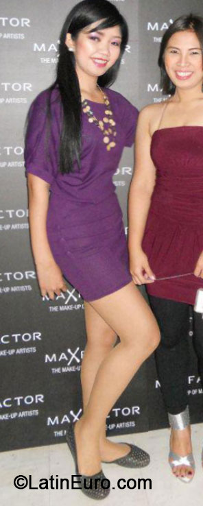 Date this happy Philippines girl Michelle from Antipolo City PH624