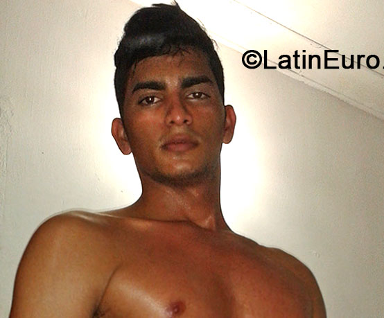 Date this voluptuous Colombia man Jose from Barranquilla CO15021