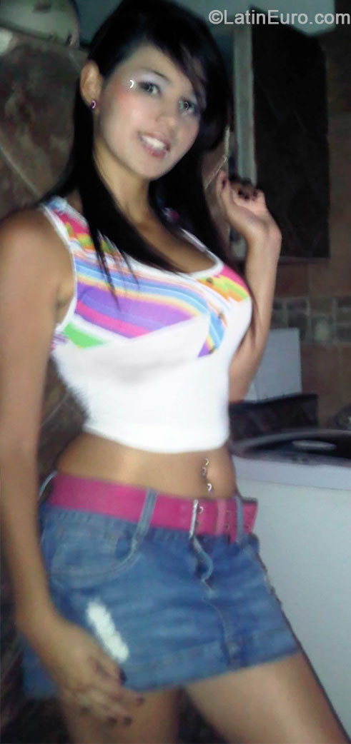 Date this tall Venezuela girl Genesis from Caracas VE210