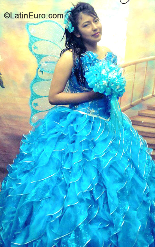 Date this voluptuous Mexico girl Damaris from Toluca MX1282