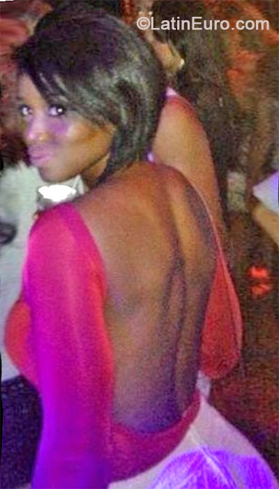 Date this hot Brazil girl Jana from Rio De Janeiro BR8765