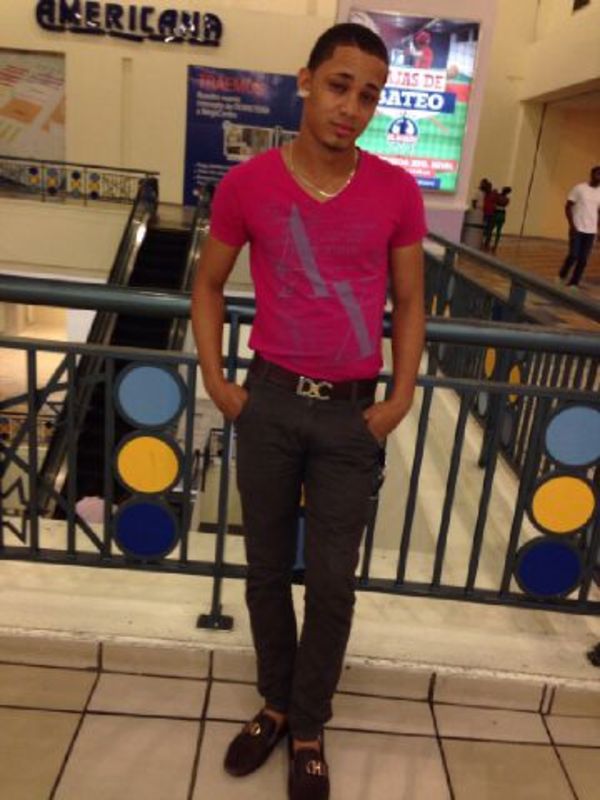 Date this voluptuous Dominican Republic man Bladimir from Santo Domingo DO19000
