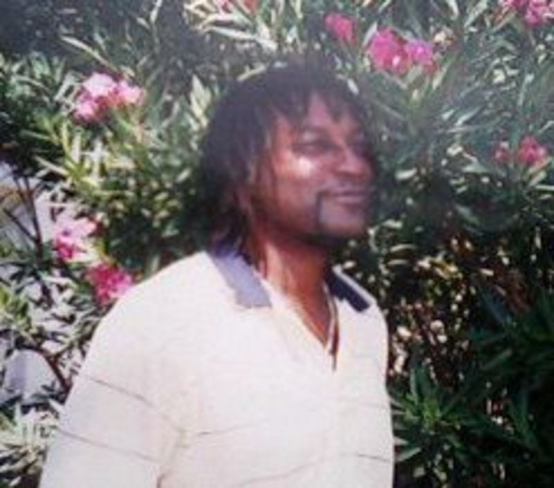Date this sultry United States man Alphonso from Gainesville US15020