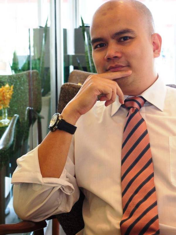Date this georgeous Malaysia man Daniel from Selangor MY58