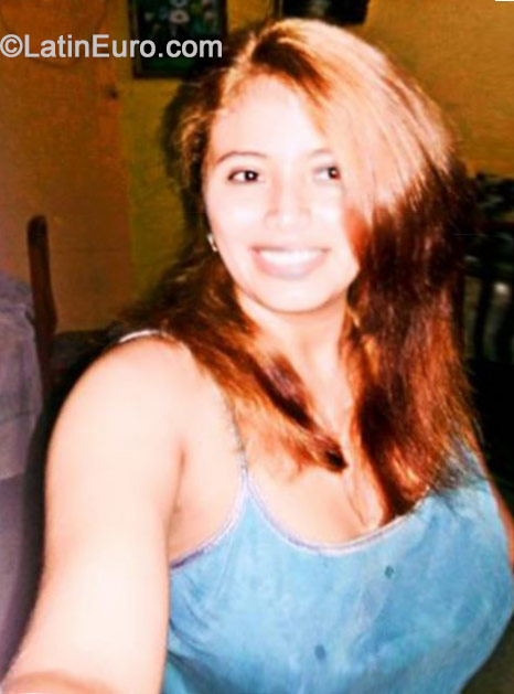 Date this beautiful Panama girl Natalia Yohana from Panama PA425