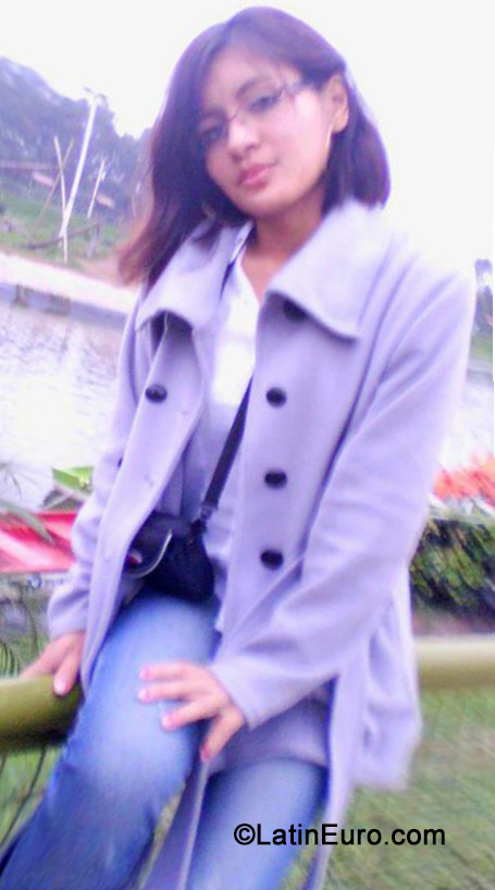 Date this hot Peru girl Yoisi from Lima PE986