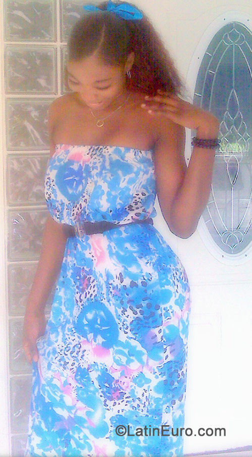 Date this pretty Jamaica girl Kerian from Kingston JM1725