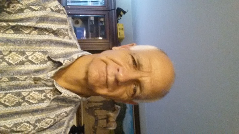 Date this nice looking United States man Nosquarehere from Westmont US15094