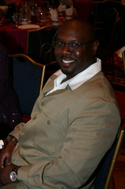 Date this young United States man RealDeal46 from Washington US15103