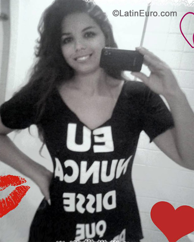 Date this georgeous Brazil girl Marcela from Rio De Janeiro BR8842
