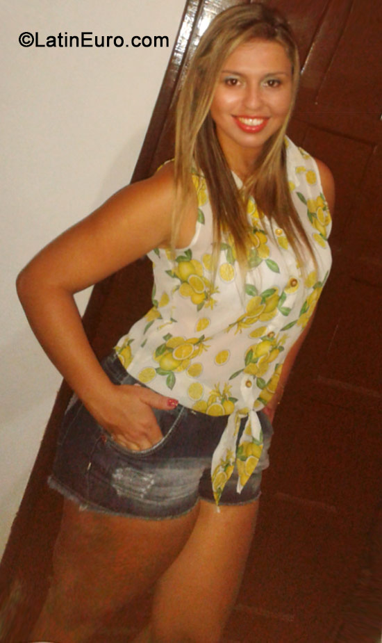 Date this georgeous Brazil girl Carla from Teresopolis BR10528