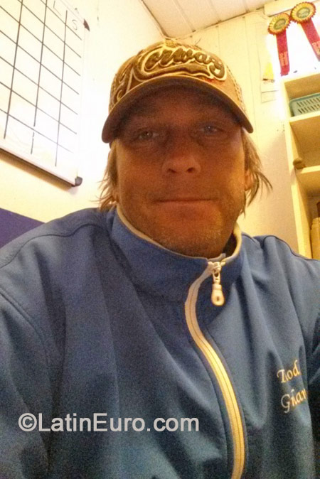 Date this georgeous Norway man Albert77 from Oslo NO181