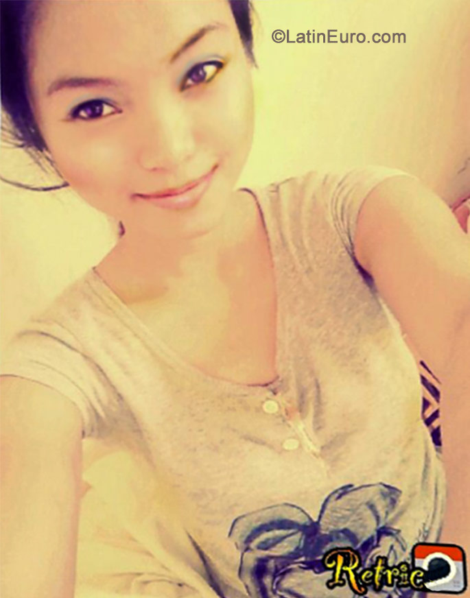 Date this gorgeous Philippines girl Junadete from Pagadian City PH659
