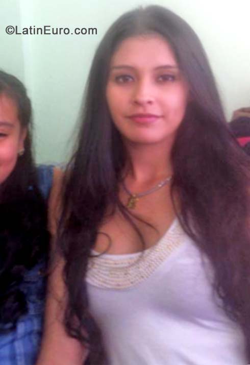 Date this pretty Colombia girl Laura from Manizales CO15533