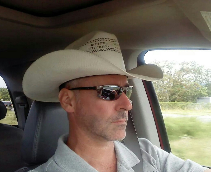 Date this hard body United States man Ram1mil from Middleburg US15187