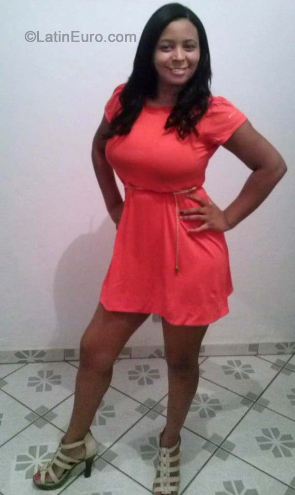 Date this sensual Brazil girl Maria Da Gloria from Rio De Janeiro BR8905