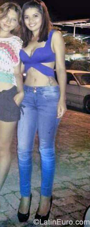 Date this beautiful Colombia girl Aniee from Bogota CO15781
