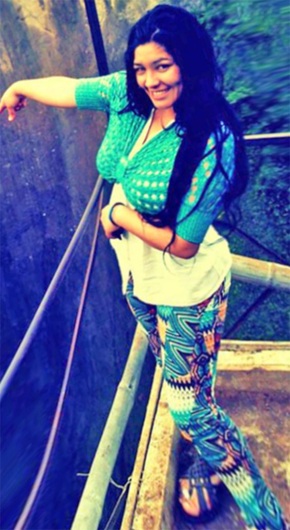 Date this beautiful Colombia girl Johanna from Pitalito CO16117