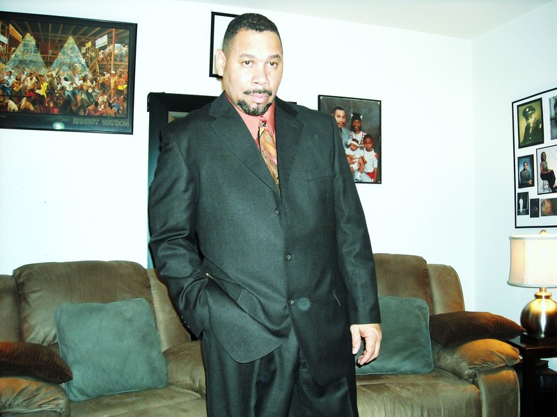 Date this nice looking United States man James from Elizabrth US15442