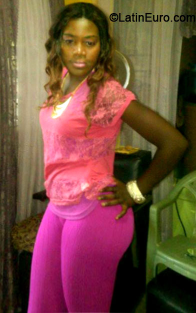Date this athletic Jamaica girl Daneishia from Kingston JM1844