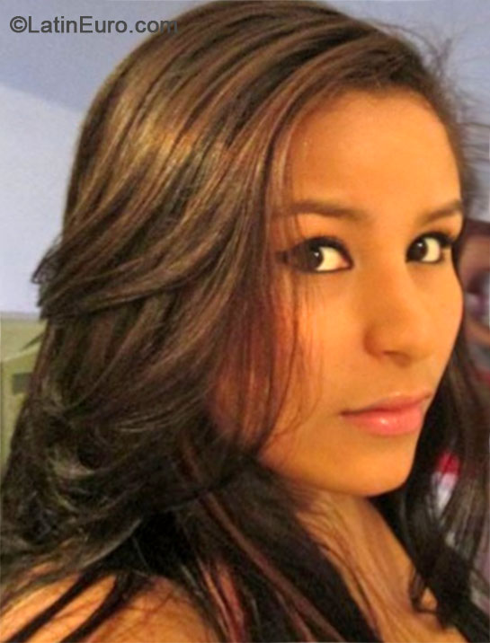 Date this tall Colombia girl Alejandra from Medellin CO16250