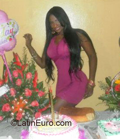 Date this sensual Dominican Republic girl Rammie from Santo Domingo DO20096