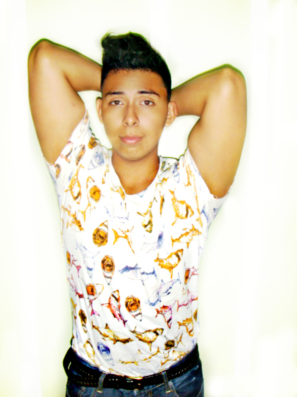 Date this sultry Honduras man Eduardo Knowles from Puerto Cortes HN1227
