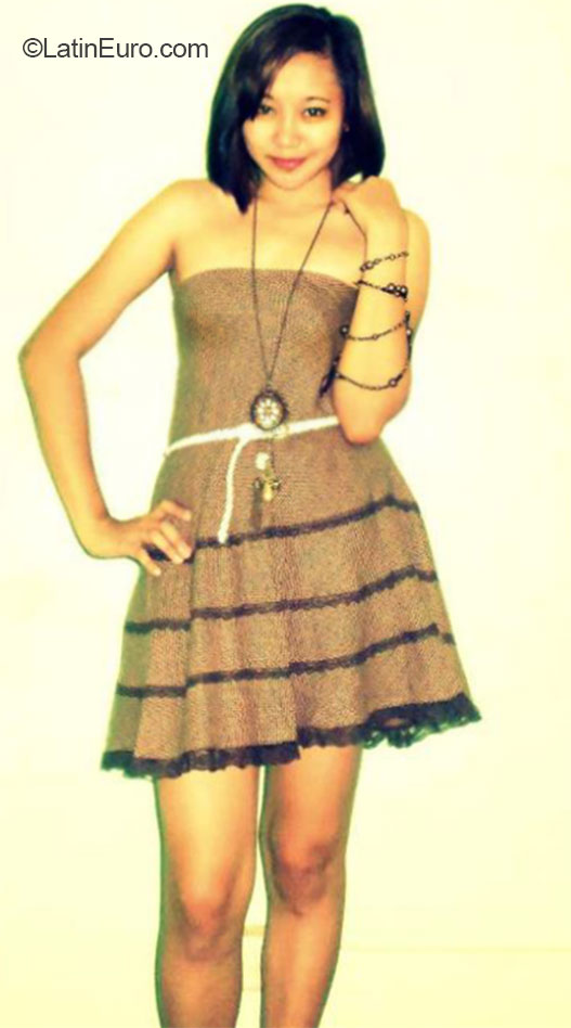 Date this pretty Philippines girl Nhala - Rose from Bocolod PH718