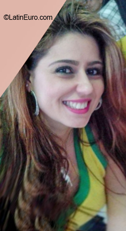 Date this georgeous Brazil girl Elizangela34 from Agua Doce Do Norte BR9095
