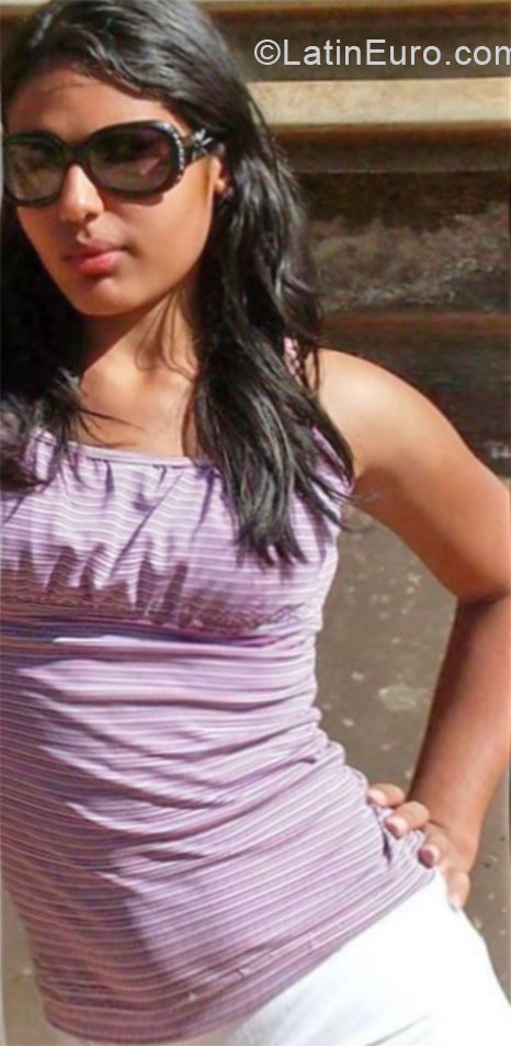 Date this hot Brazil girl Nubia from Sao Paulo BR9126