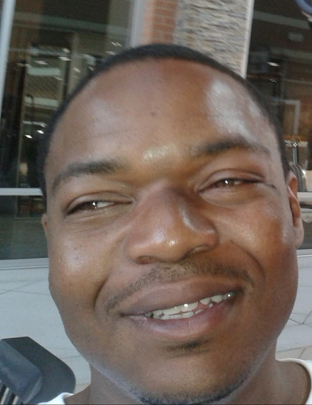 Date this young United States man Dee from St. Louis US15670