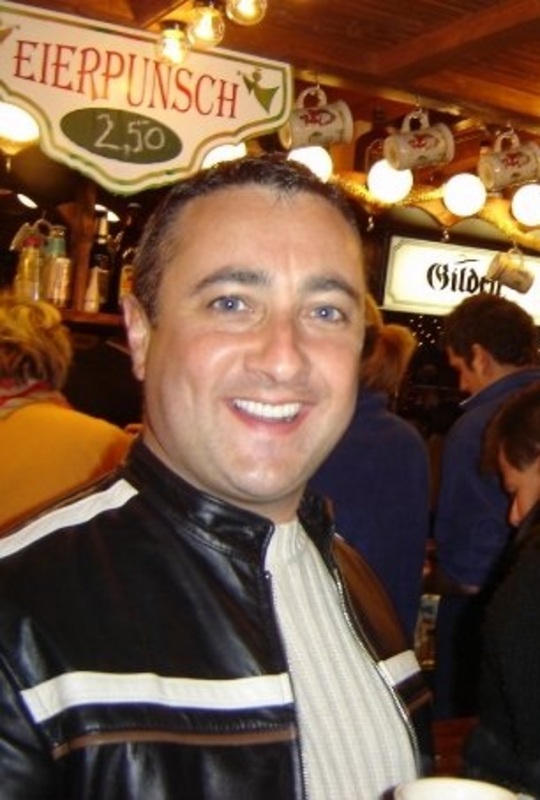 Date this attractive United States man Honestyandlove from Los Angeles US15723