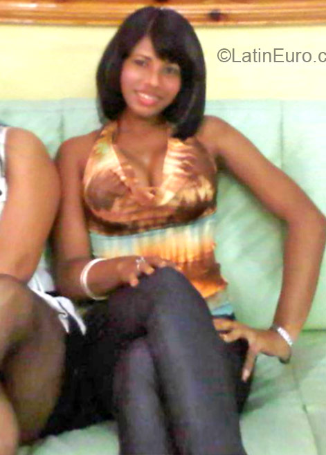 Date this delightful Dominican Republic girl Kathy from Santiago DO20851