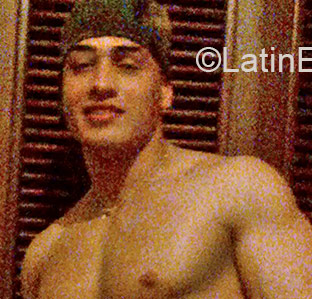 Date this athletic Dominican Republic man Carloc from Santo Domingo DO20858
