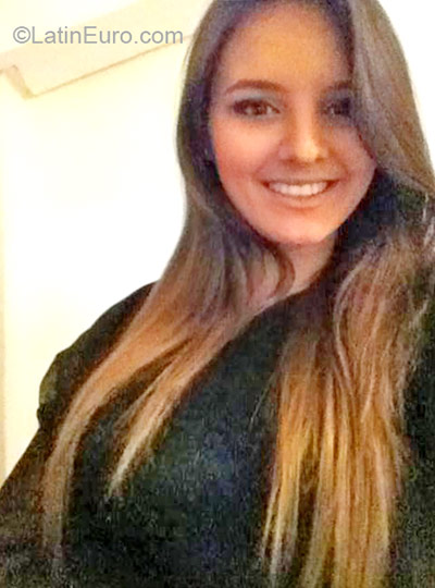 Date this charming Brazil girl Gabriela from Charqueadas BR9181
