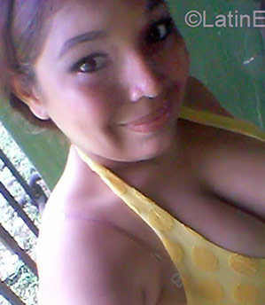 Date this stunning Panama girl Nidia from Panama City PA542