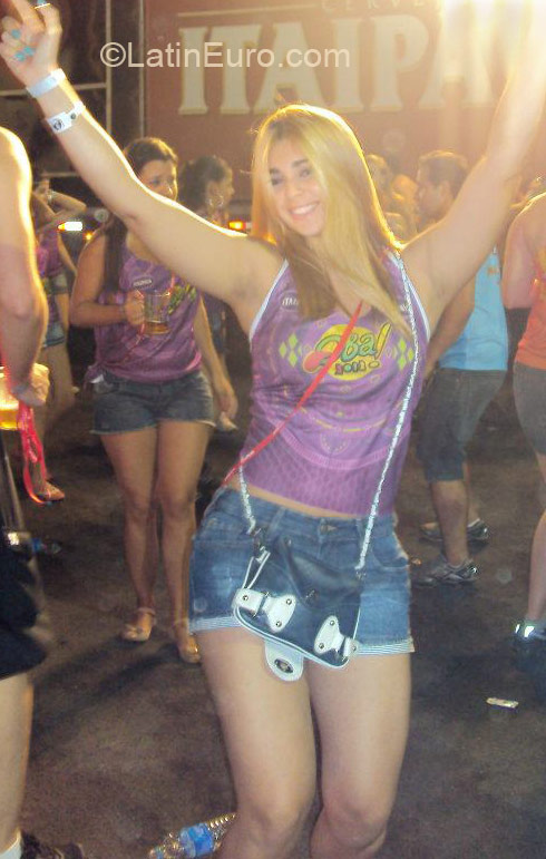 Date this charming Brazil girl Elaine from Sao Paulo BR9192