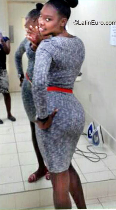 Date this funny Jamaica girl Sanchi from Falmouth JM1936